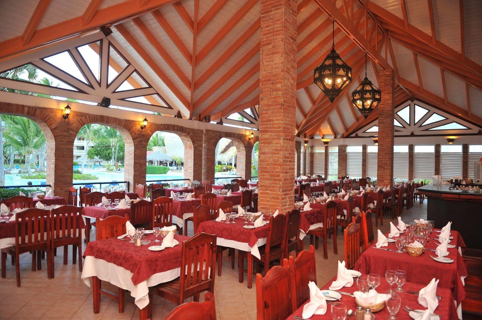 Vik Arena Blanca Resort